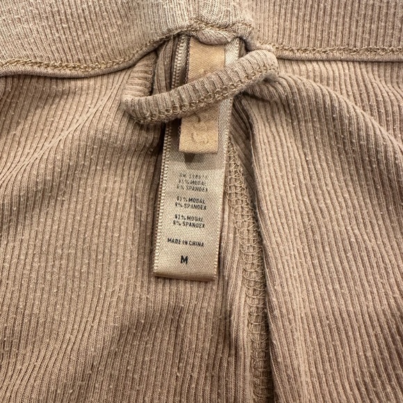 Skims Brown Button-Up Pajama Set - Picture 2 of 3